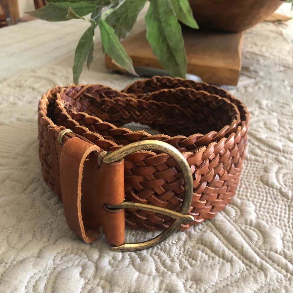 Leather bohemian style belt